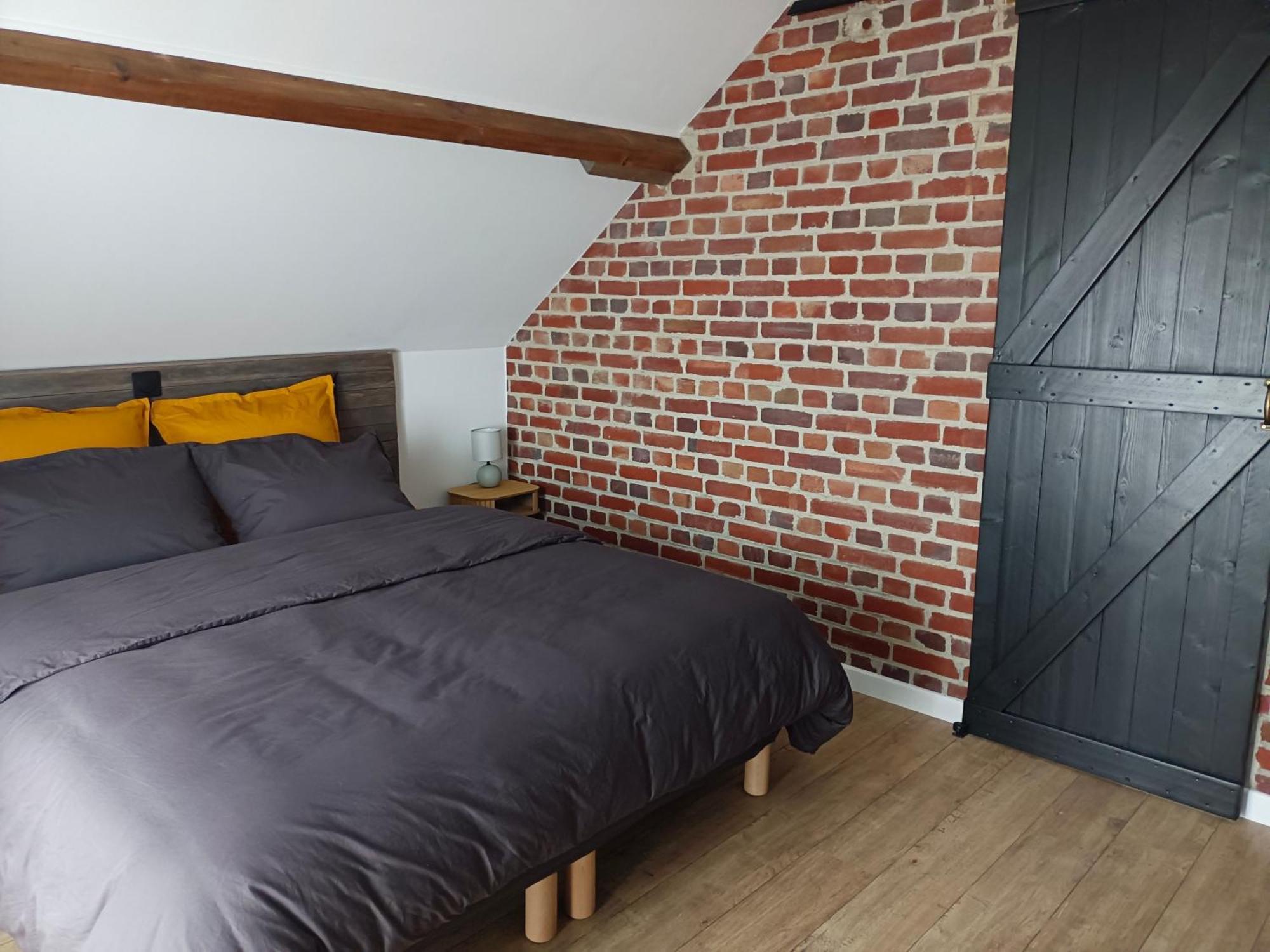 Au 112 Maison D'Hotes Estrees-Saint-Denis Экстерьер фото