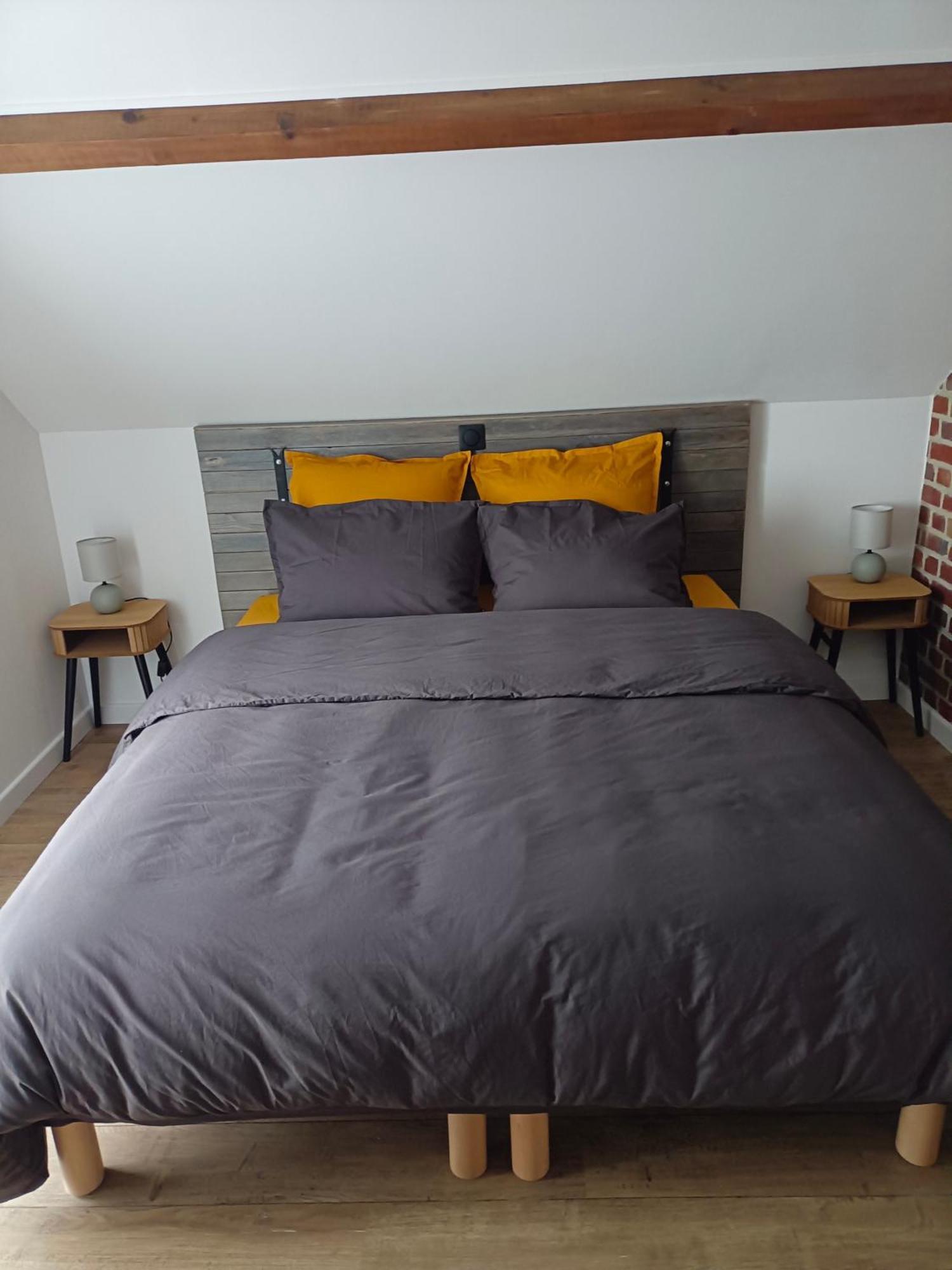 Au 112 Maison D'Hotes Estrees-Saint-Denis Экстерьер фото